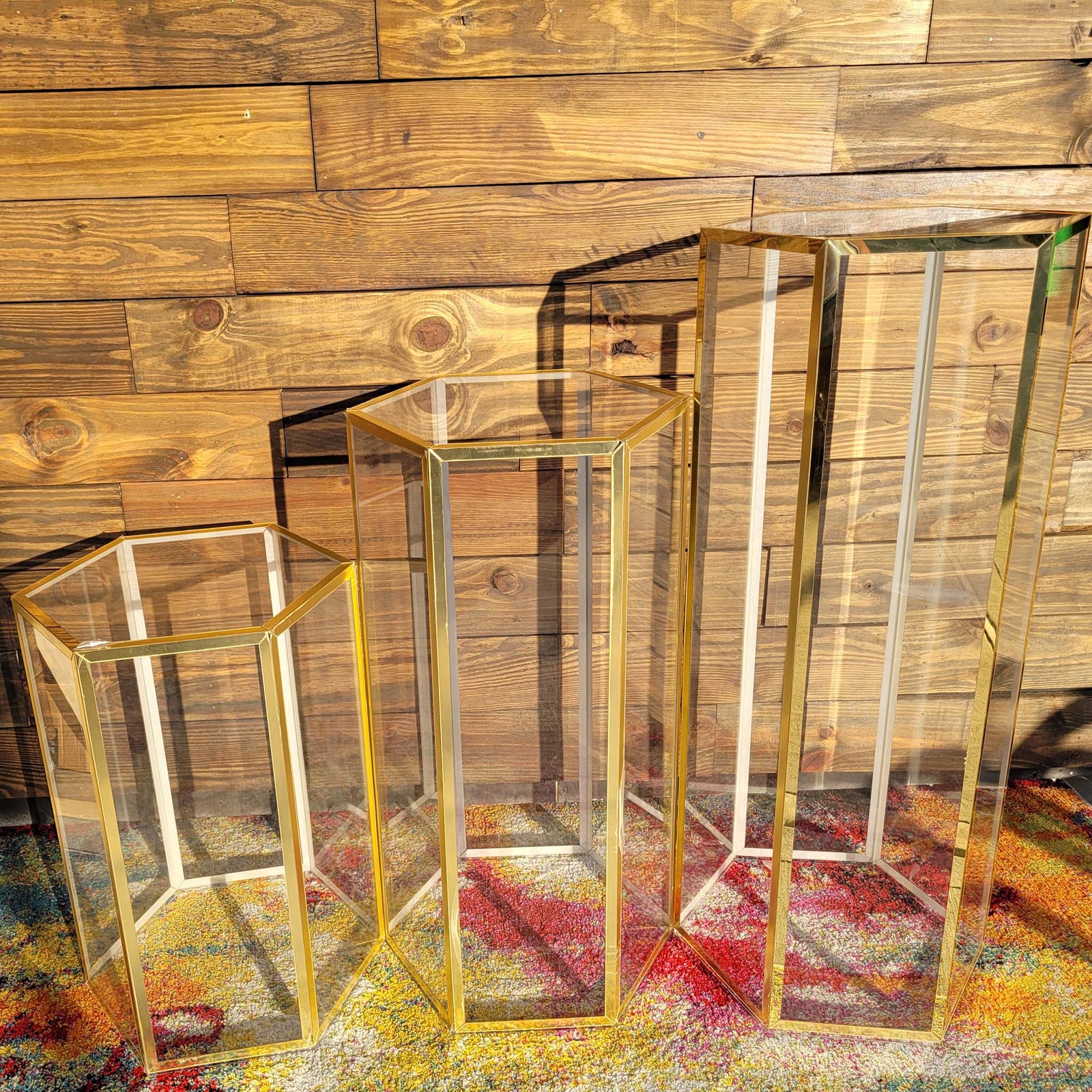 Hexagonal Gold pedestal